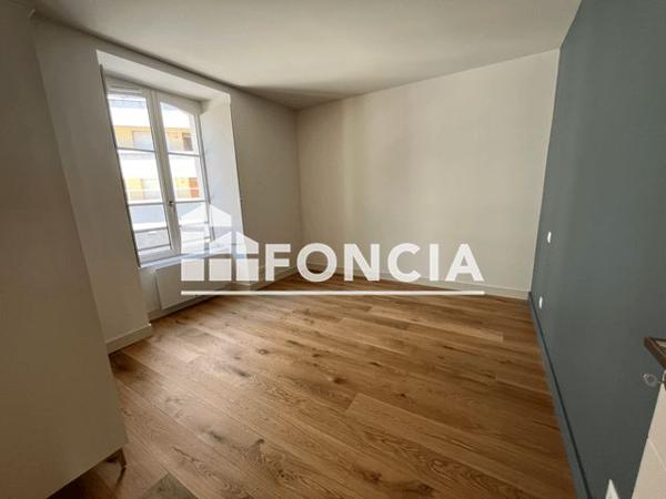 Location Appartement 2 pièces 51.8 m² - 12 / 14 rue de la paille Le Mans 72000