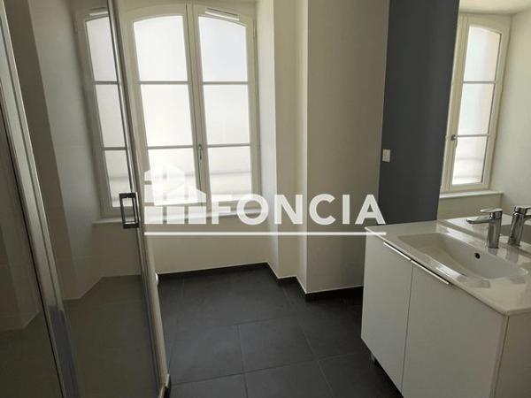 Location Appartement 2 pièces 51.8 m² - 12 / 14 rue de la paille Le Mans 72000