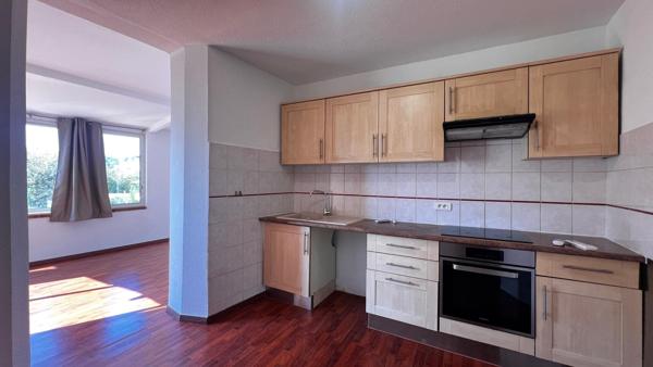 SOUS OFFRE Cannes Broussailles : Immeuble complet.