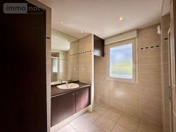 Triplex à vendre à Chambéry en Savoie (73000), ref : 73001-111   
Proche de la ville