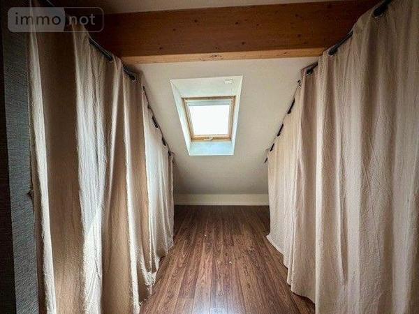 Triplex à vendre à Chambéry en Savoie (73000), ref : 73001-111   
Proche de la ville