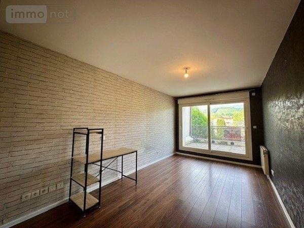 Triplex à vendre à Chambéry en Savoie (73000), ref : 73001-111   
Proche de la ville