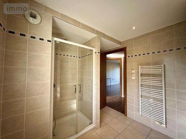 Triplex à vendre à Chambéry en Savoie (73000), ref : 73001-111   
Proche de la ville