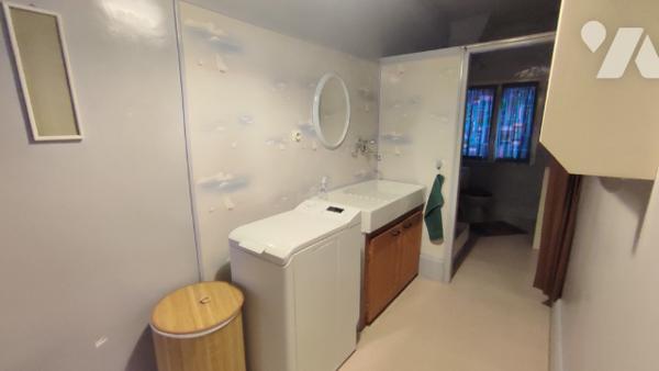 PLACE D'AUSTERLITZ
Immeuble offrant de nombreuses possibilités d'aménagement