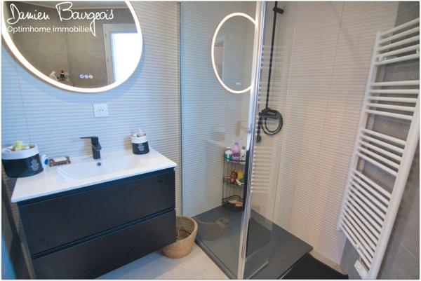Maison individuelle de 124 m2 avec 4 chambres et terrain de plus de 400 m2