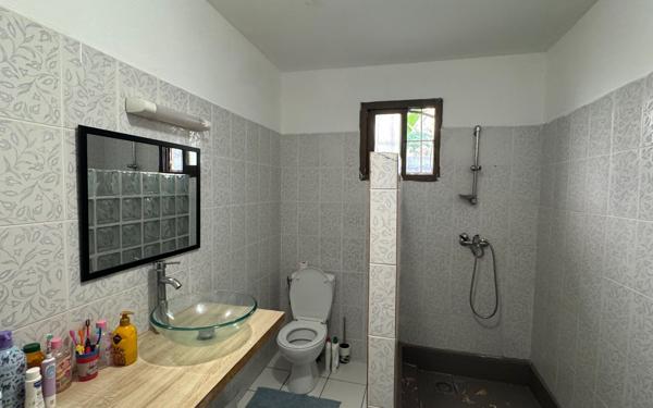 Maison à vendre    4 pièces •  Dembeni