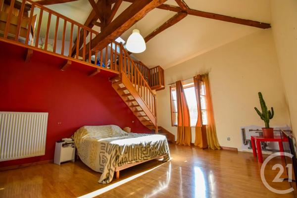 Maison à vendre  5 pièces - 189,61 m 2   ST GEORGES DE RENEINS  - 69