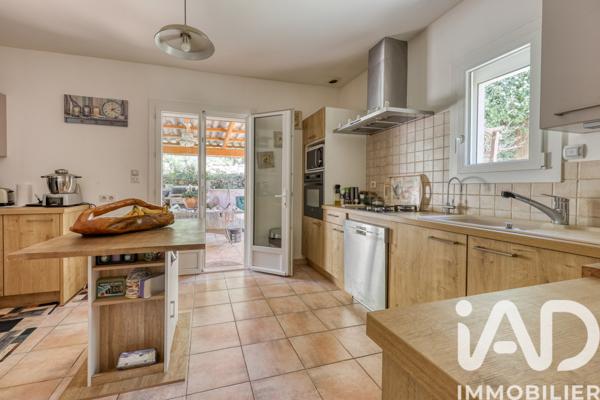 Maison à vendre 4 pièces 125 m² Tourrettes