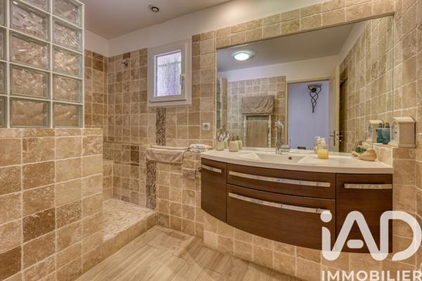 Maison à vendre 4 pièces 125 m² Tourrettes