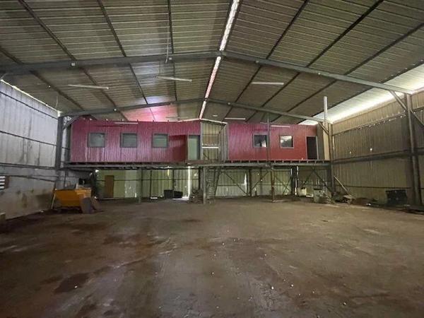 Vente Local commercial 631 m2 à Le Robert