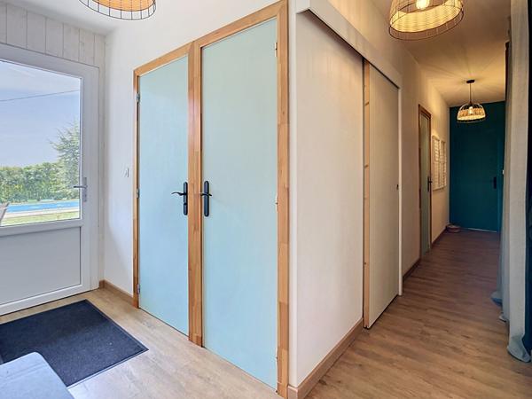 Maison de plain pied, 4 chambres à Lannes - Grand terrain dépendance et piscine