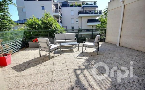 Appartement à vendre    2 pièces • 43,69 m2 Élancourt