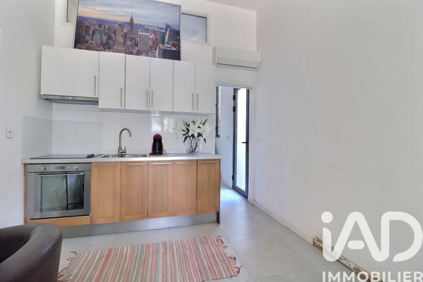Maison à vendre 13 pièces 401 m² Marseille 12