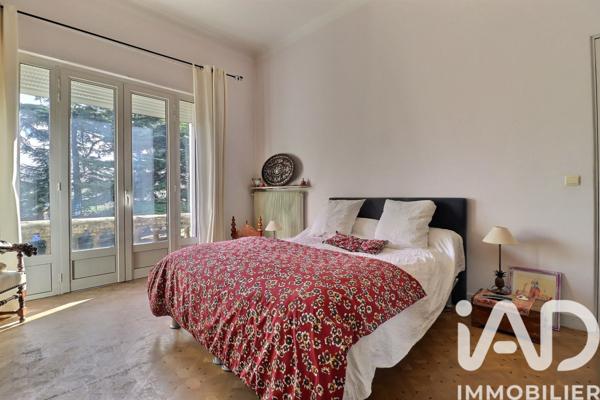 Maison à vendre 13 pièces 401 m² Marseille 12