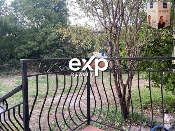 Appartement T2/3 - 43 m²  - Jardin - 2 Places de Parking  / Les Moulins