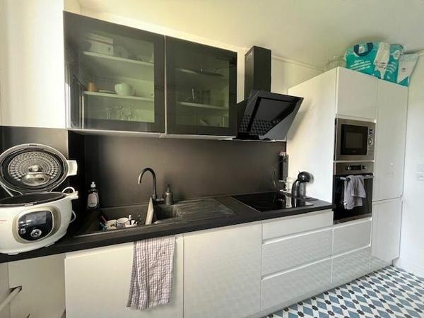 Appartement à louer    3 pièces •  Compiègne