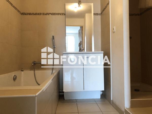 Location Appartement 3 pièces 90.7 m² - 3 QUAI DE LA JOLIETTE Marseille 13002