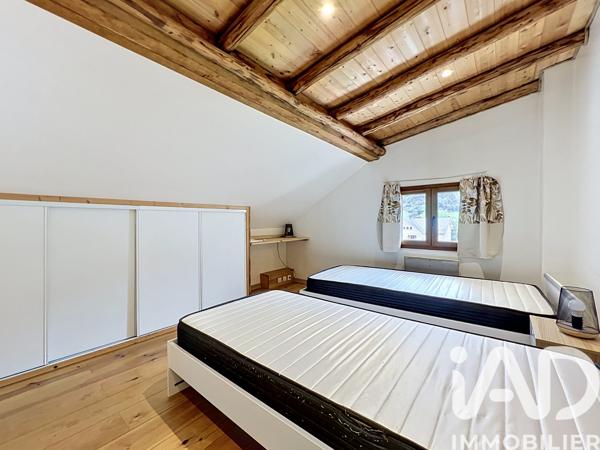 Immeuble à vendre 200 m² Cevins