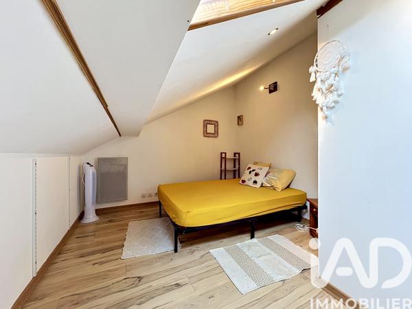Immeuble à vendre 200 m² Cevins