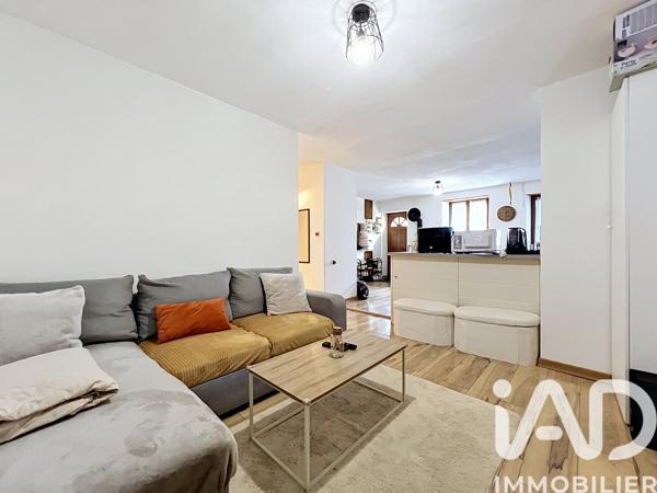 Immeuble à vendre 200 m² Cevins