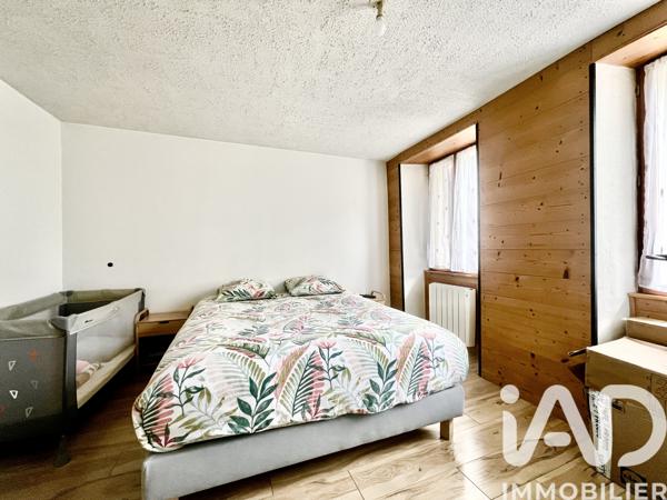 Immeuble à vendre 200 m² Cevins