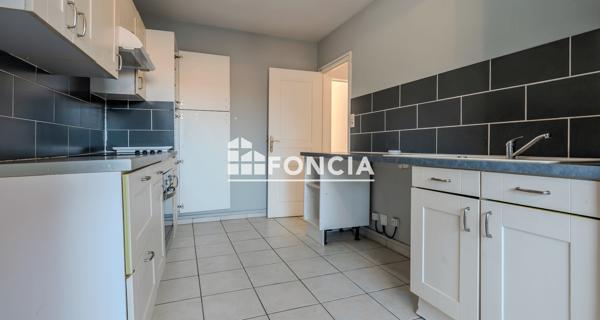 À vendre Appartement 4 pièces 72 m² - Avignon 84000