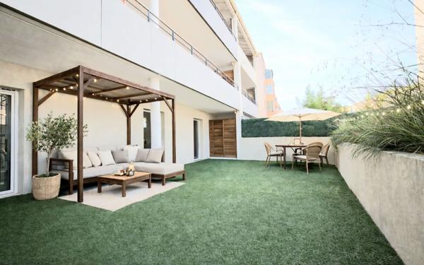 Appartement à vendre    3 pièces • 61 m2 Marseille 9