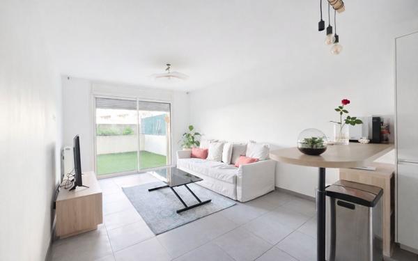 Appartement à vendre    3 pièces • 61 m2 Marseille 9