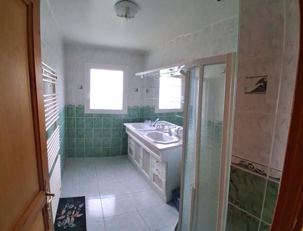 Maison 4 pièces à vendre à Breuil Magne - 297 490 €
