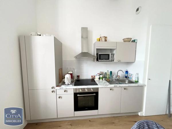 Appartement à louer 2 pièces 42.95m² Valenciennes (59300)