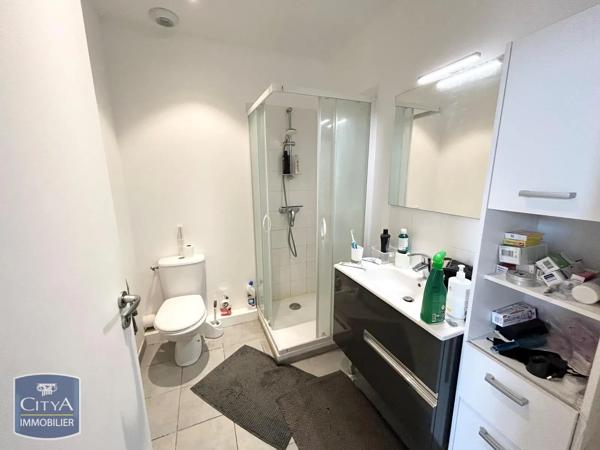 Appartement à louer 2 pièces 42.95m² Valenciennes (59300)
