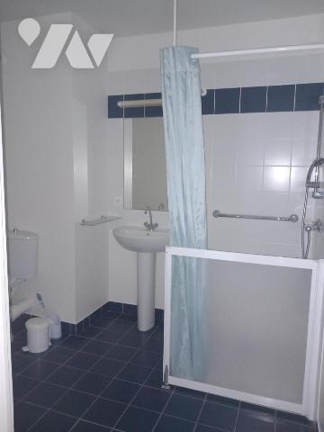 STUDIO 1er étage avec Terrasse 