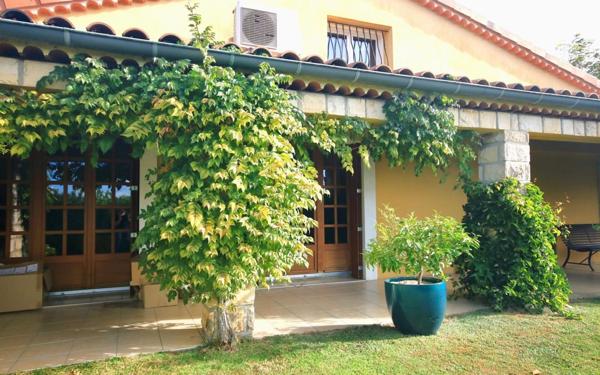 Maison à vendre    6 pièces •  La Roche-de-Glun