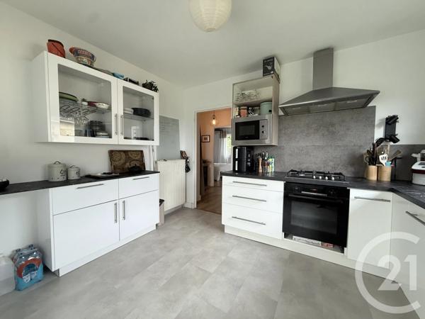 Maison à vendre  6 pièces - 134 m 2   GOURDON  - 46