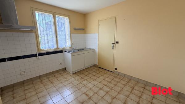 Maison 6 pièce(s)