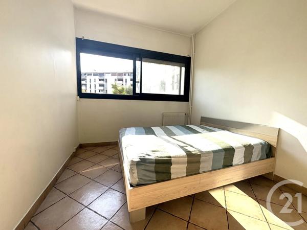 Appartement T4 à vendre  5 pièces - 106,50 m 2   PERPIGNAN  - 66