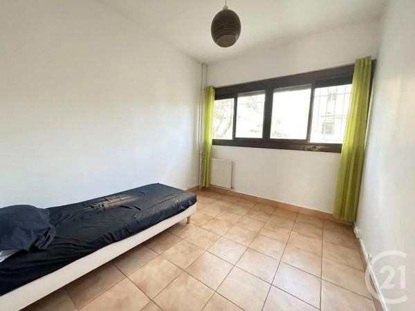 Appartement T4 à vendre  5 pièces - 106,50 m 2   PERPIGNAN  - 66