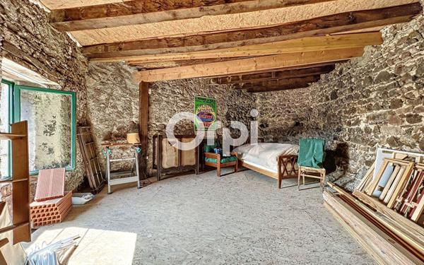 Maison à vendre    3 pièces •  Montaigut