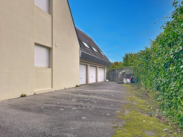 Ensemble immobilier compose de 4 logements situe au coeur de Briec