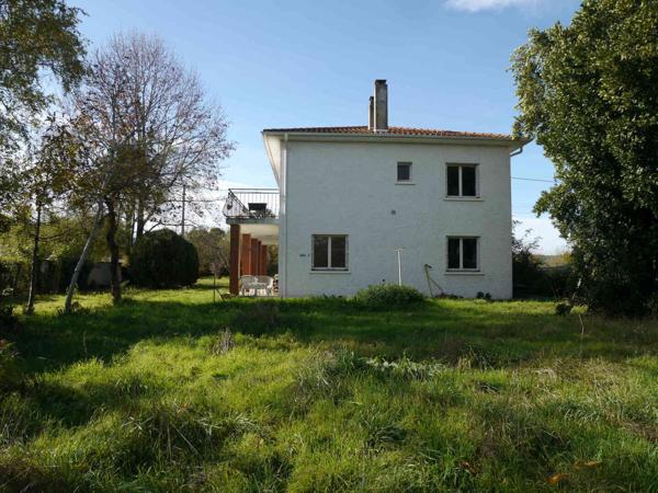 Maison T7 154 m² - Terrain 1400m2 - Secteur calme pavillonnaire