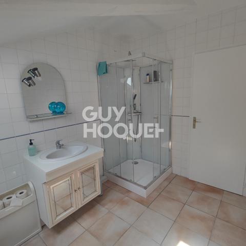 Charmante maison de 210m2, 5 chambres et T2 à renover