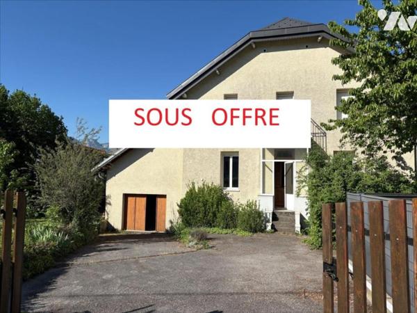 APPARTEMENT En Maison avec jardin privatif 591 m²