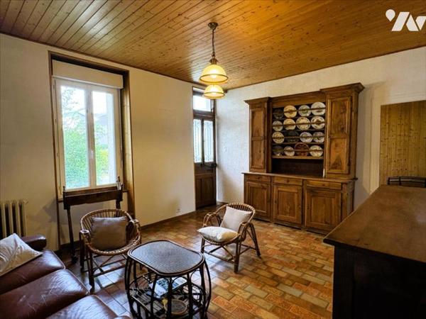 APPARTEMENT En Maison avec jardin privatif 591 m²