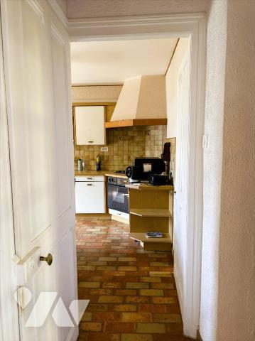 APPARTEMENT En Maison avec jardin privatif 591 m²