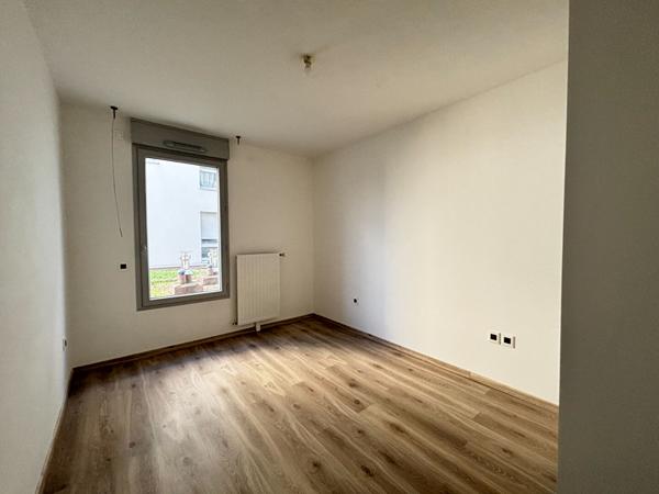 BRUZ HYPER CENTRE - Appartement 3 Chambres - terrasse - Place de parking - Exposition SUD