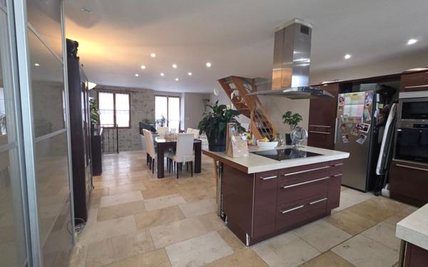 Maison à vendre    4 pièces • 113 m2 Lambesc