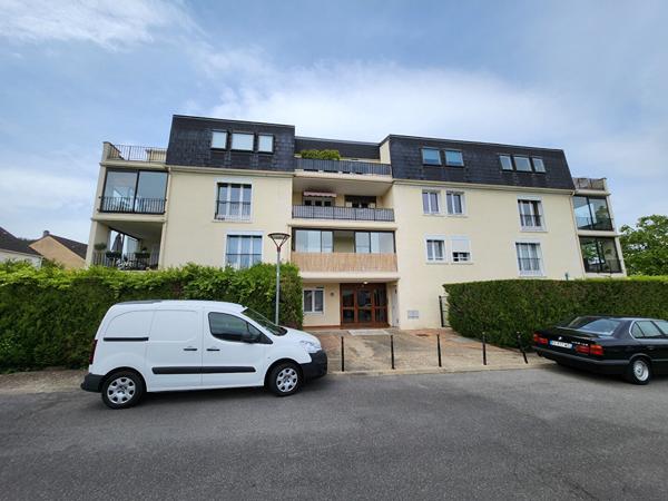 Appartement Dourdan 3 pièce(s)