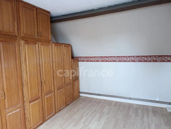 Maison 1920 avec jardin et beau potentiel – Croisilles