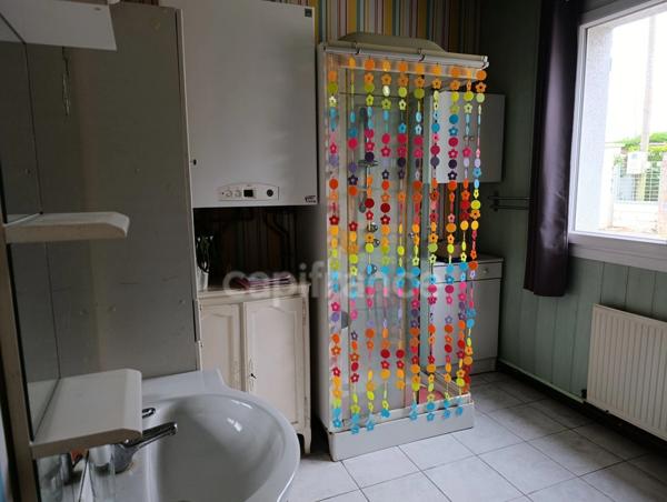 Maison 1920 avec jardin et beau potentiel – Croisilles