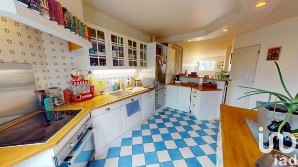 Appartement 5 pièces de 115 m² à La Rochette (77000)